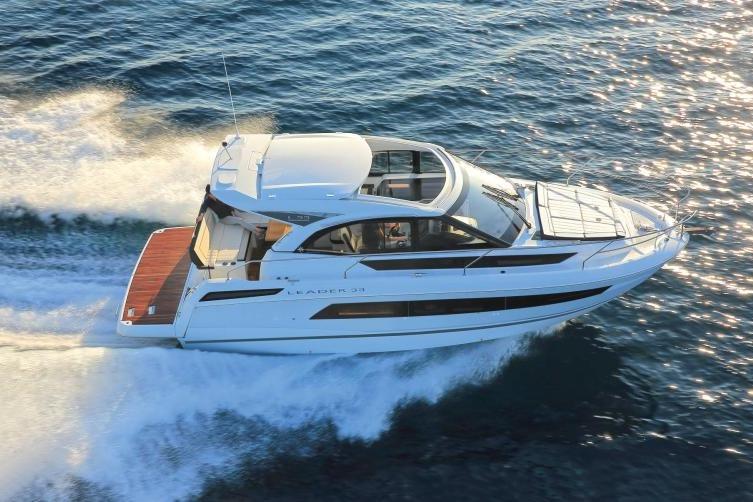 Jeanneau Leader 33 2019 Jeanneau Leader 33 yacht cruising on open water, showcasing sleek design and performance.