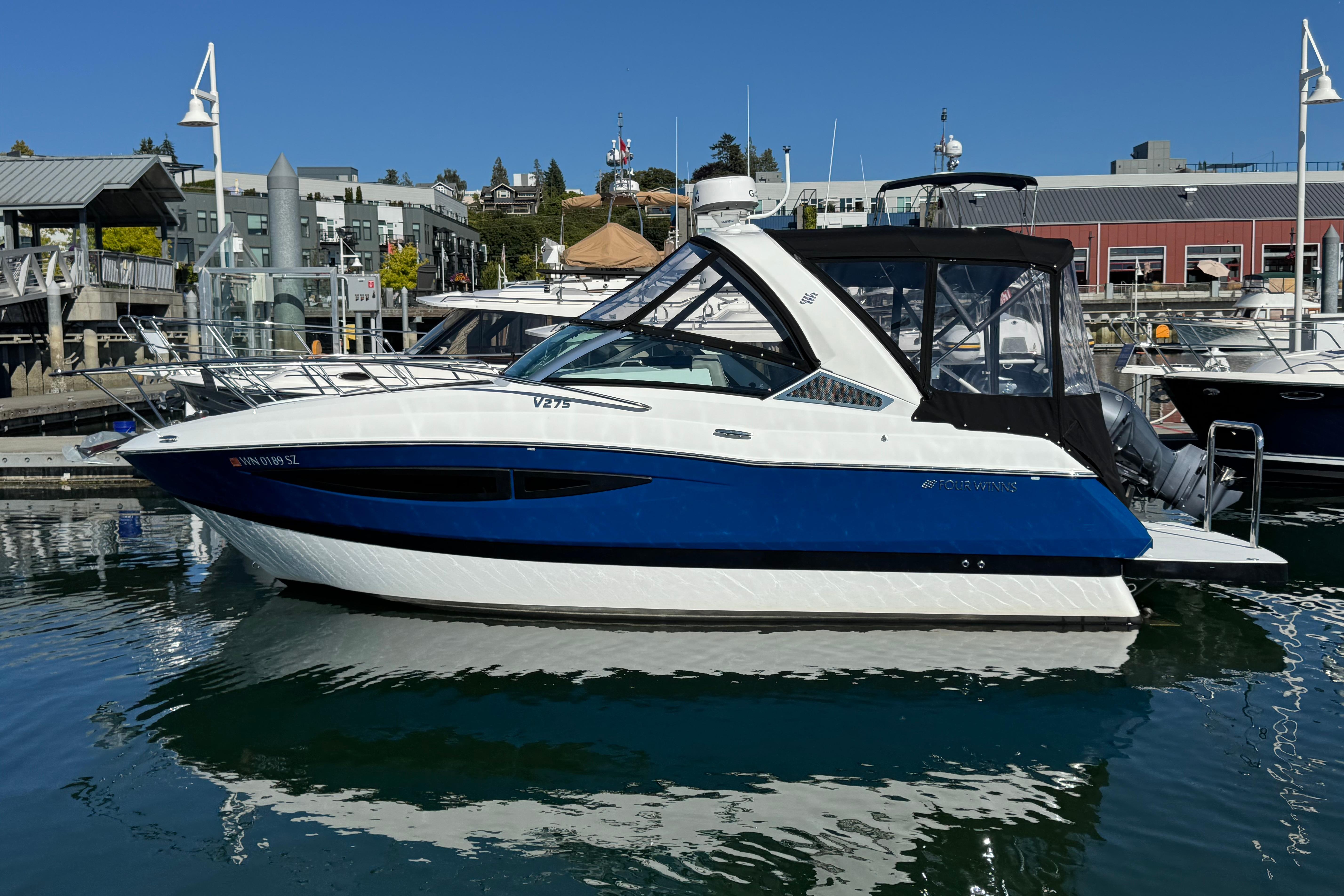 2020 Four Winns Vista 275
