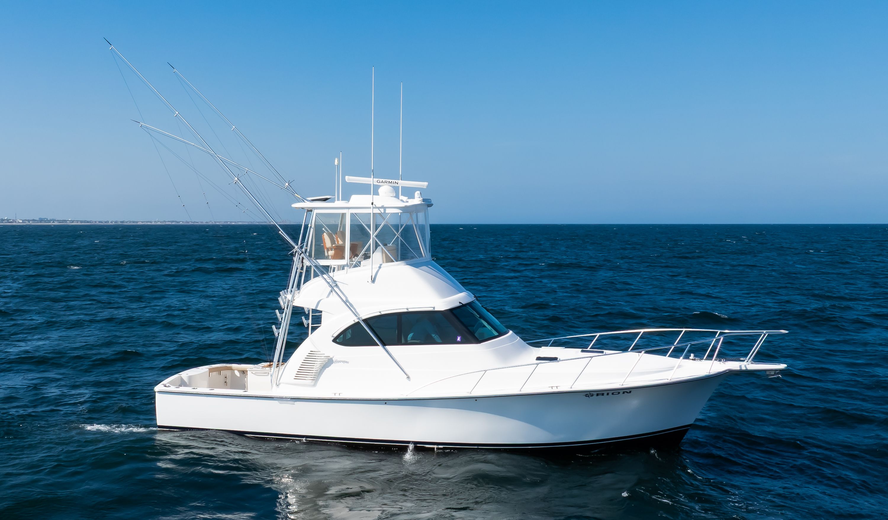 2021 Henriques 42 Express Hardtop Bridge