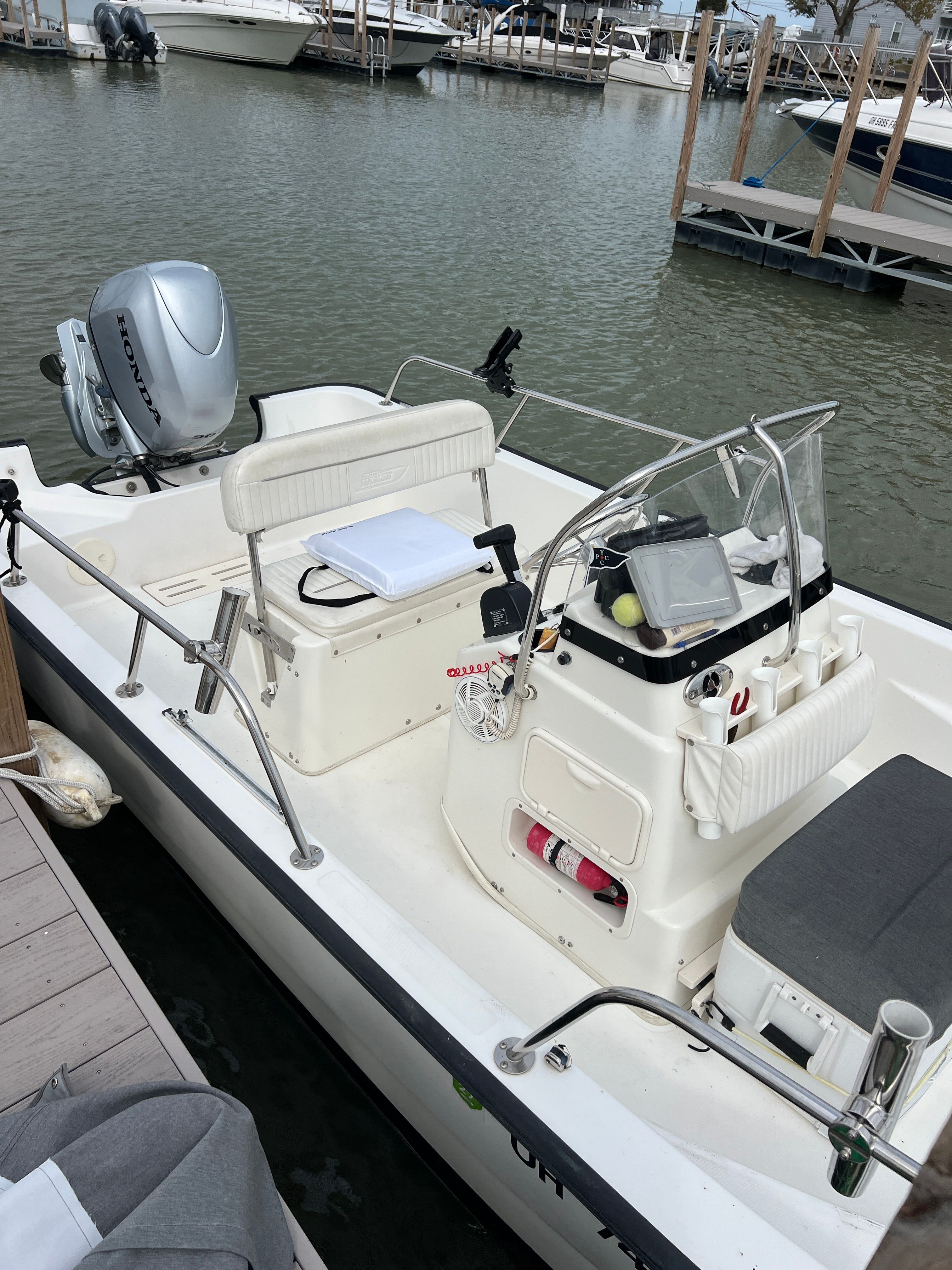 2005 Boston Whaler 170 Montauk