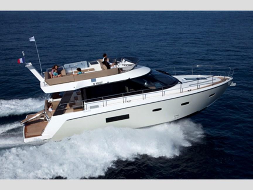 2011 Sealine F42