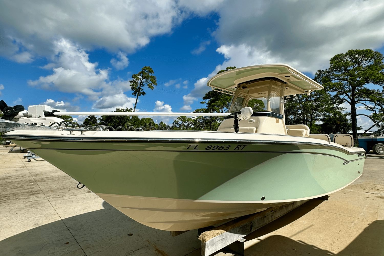 2019 Grady-White Fisherman 257