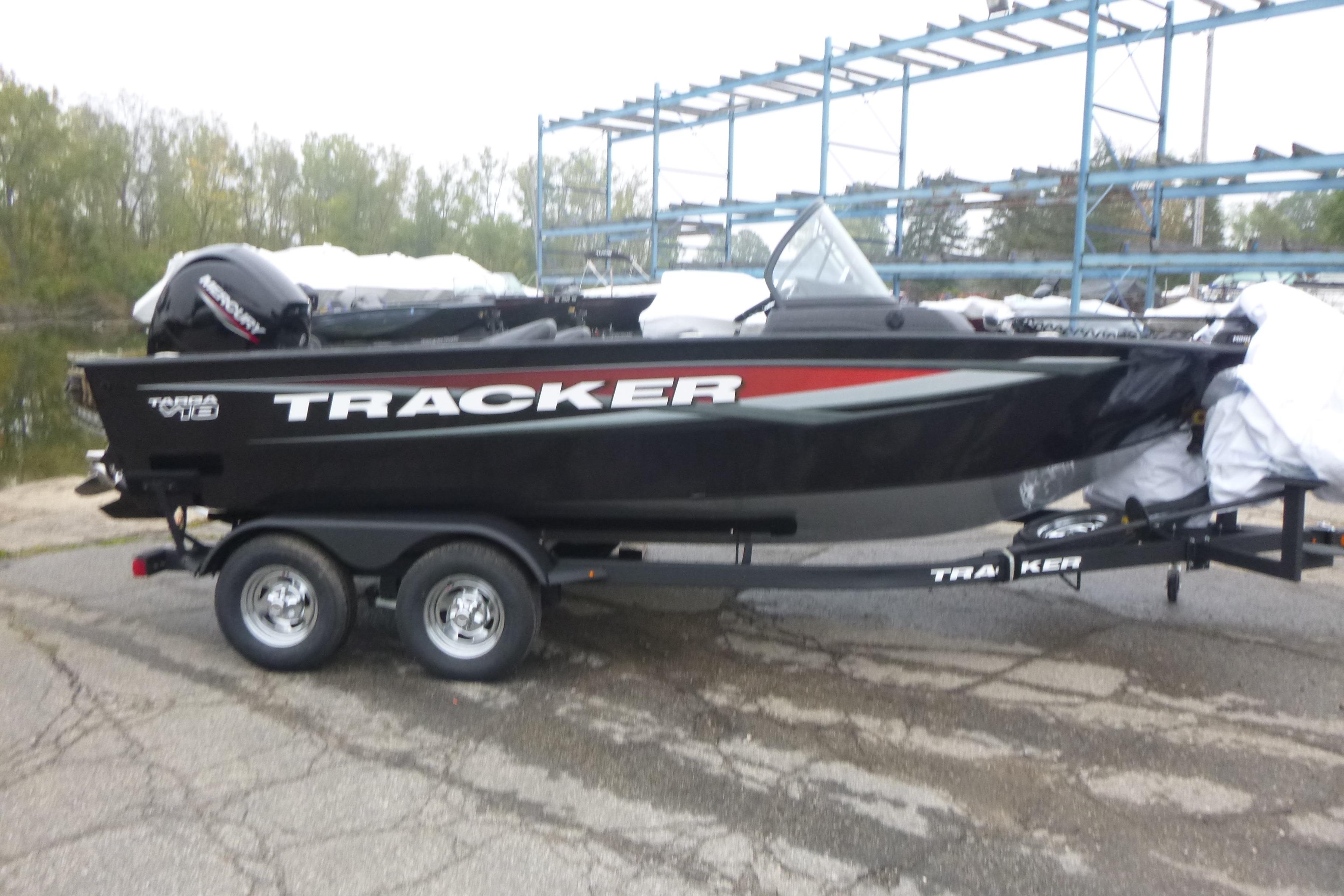 Tracker Targa V-18 Combo 2026 Tracker Targa V-18 Combo boat on trailer, parked outdoors.