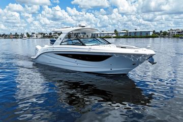 2025 Sea Ray SLX 400 Outboard