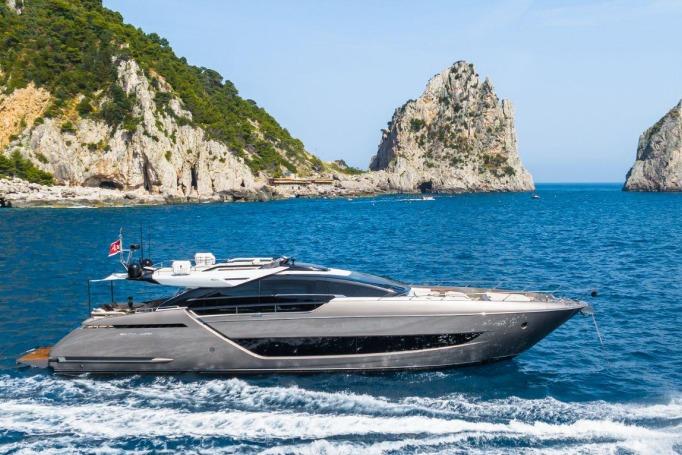 2021 Riva 88' Folgore