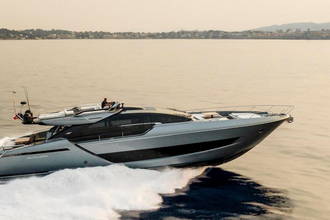 2021 Riva 88' Folgore