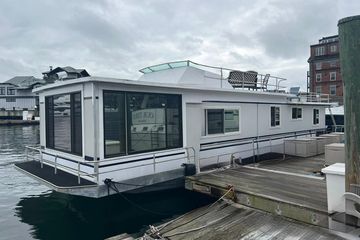 1981 Sumerset Houseboat