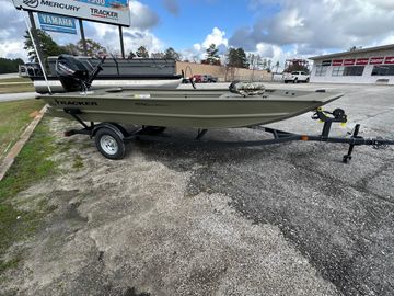 2025 Tracker GRIZ 1654SPT