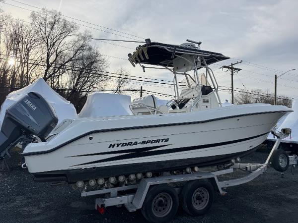 2003 Hydra-Sports Vector 2400 CC