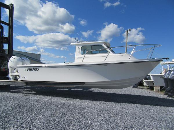 2025 Parker 2420 Sport Cabin