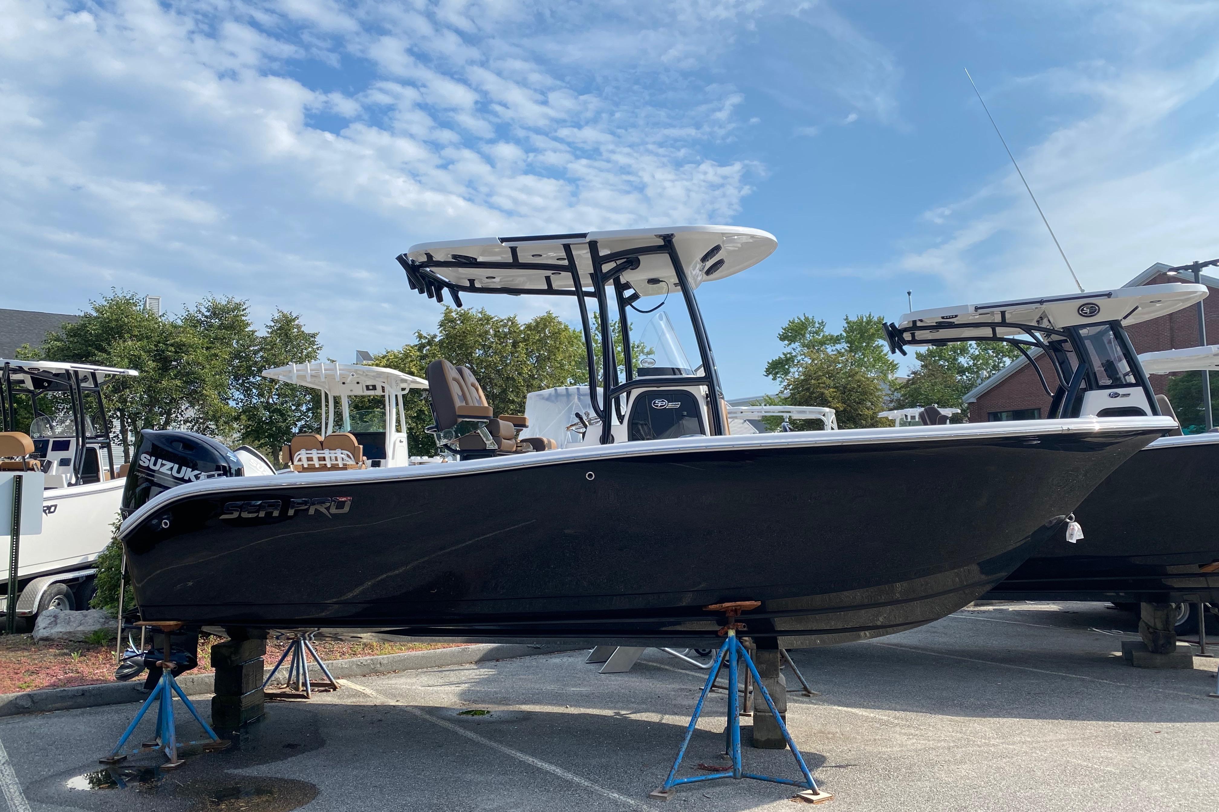 2025 Sea Pro 222 Center Console
