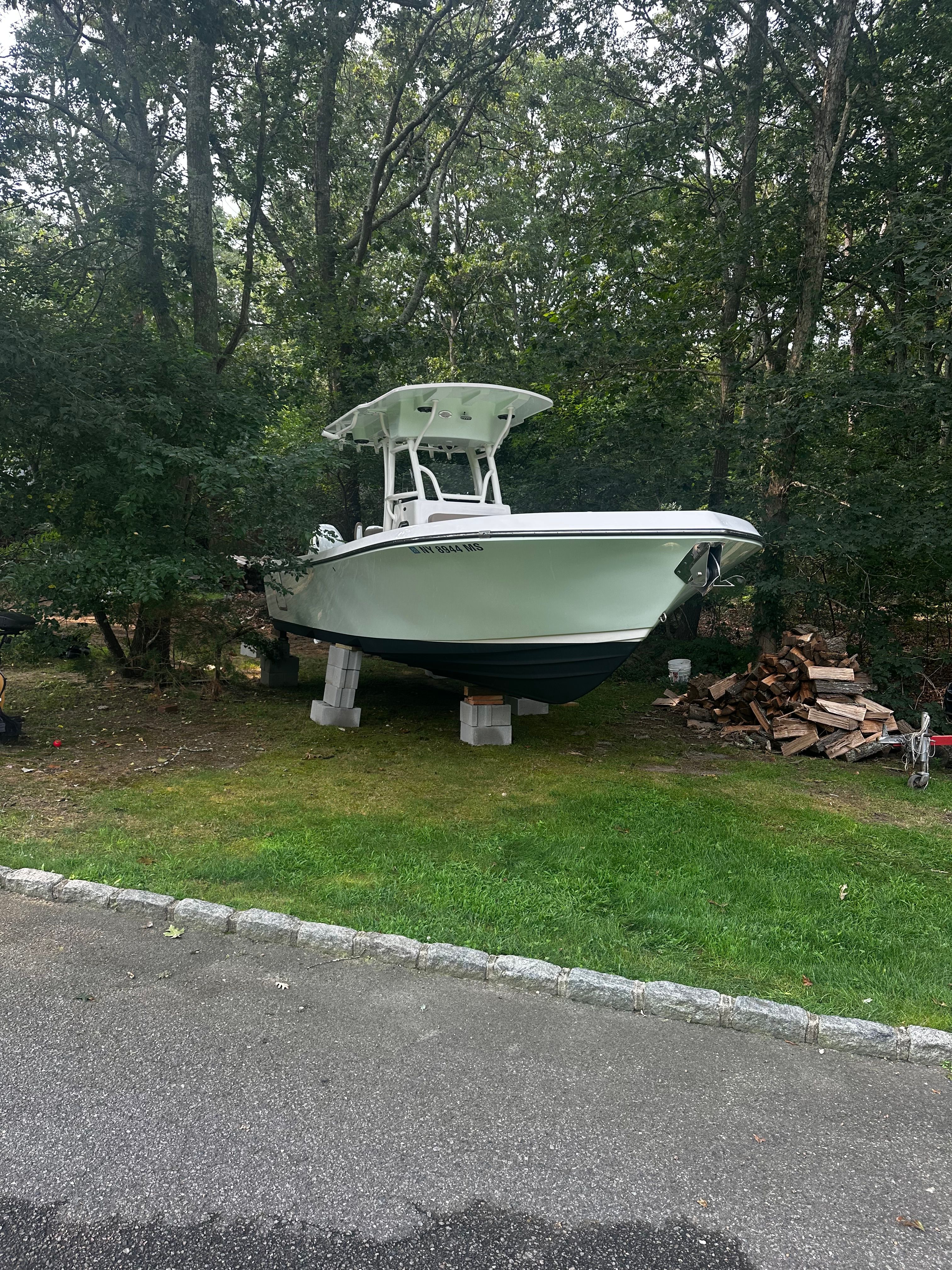 Sea Born LX26 Center Console
