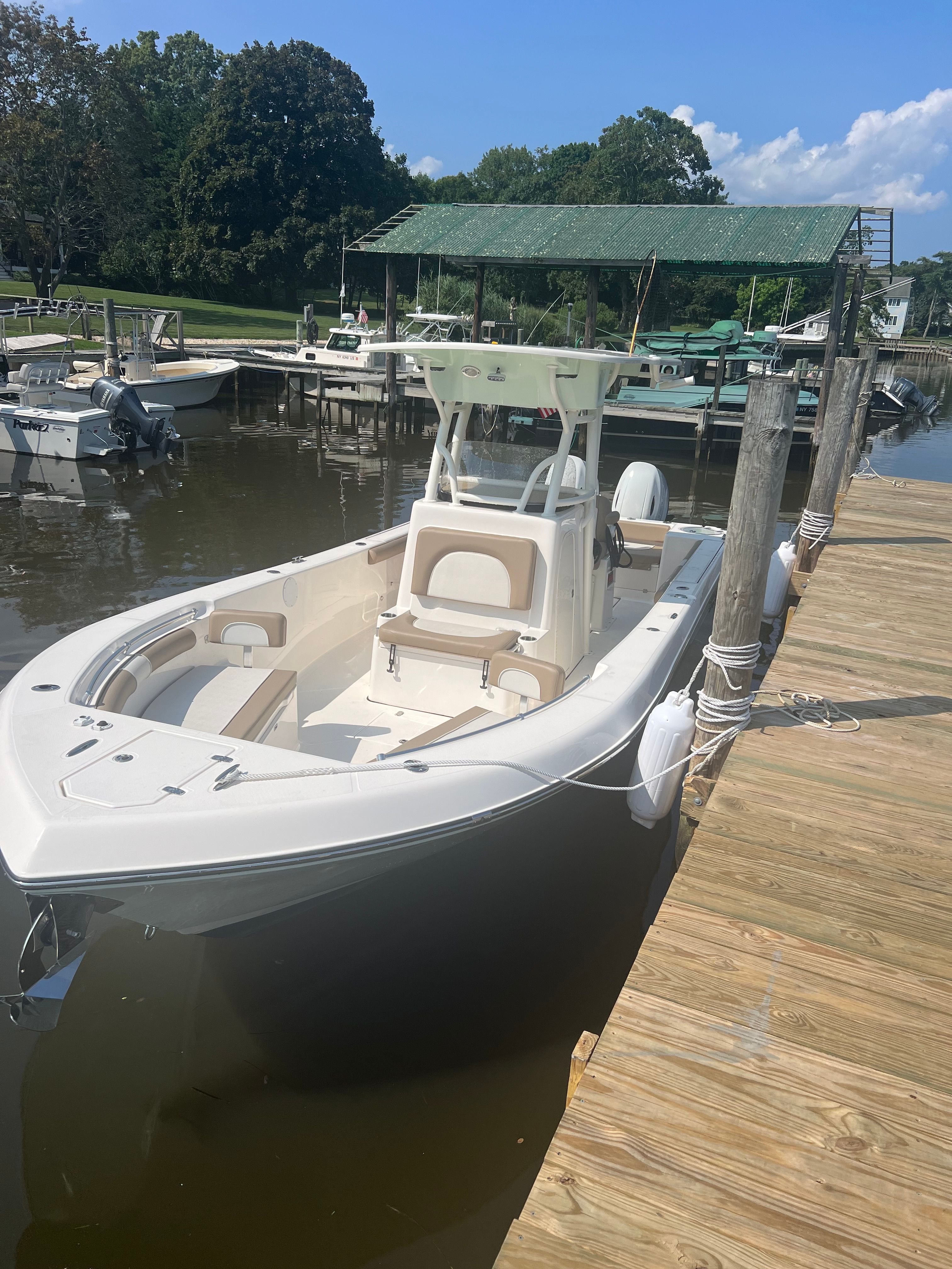 2023 Sea Born LX26 Center Console