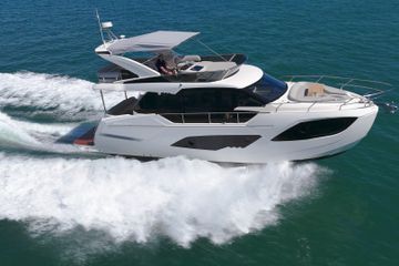 2025 Absolute 47 Fly