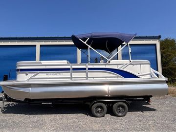 2025 Bennington 22 SSR-SPS