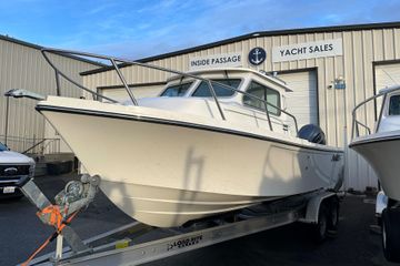 2025 Parker 2420 Sport Cabin