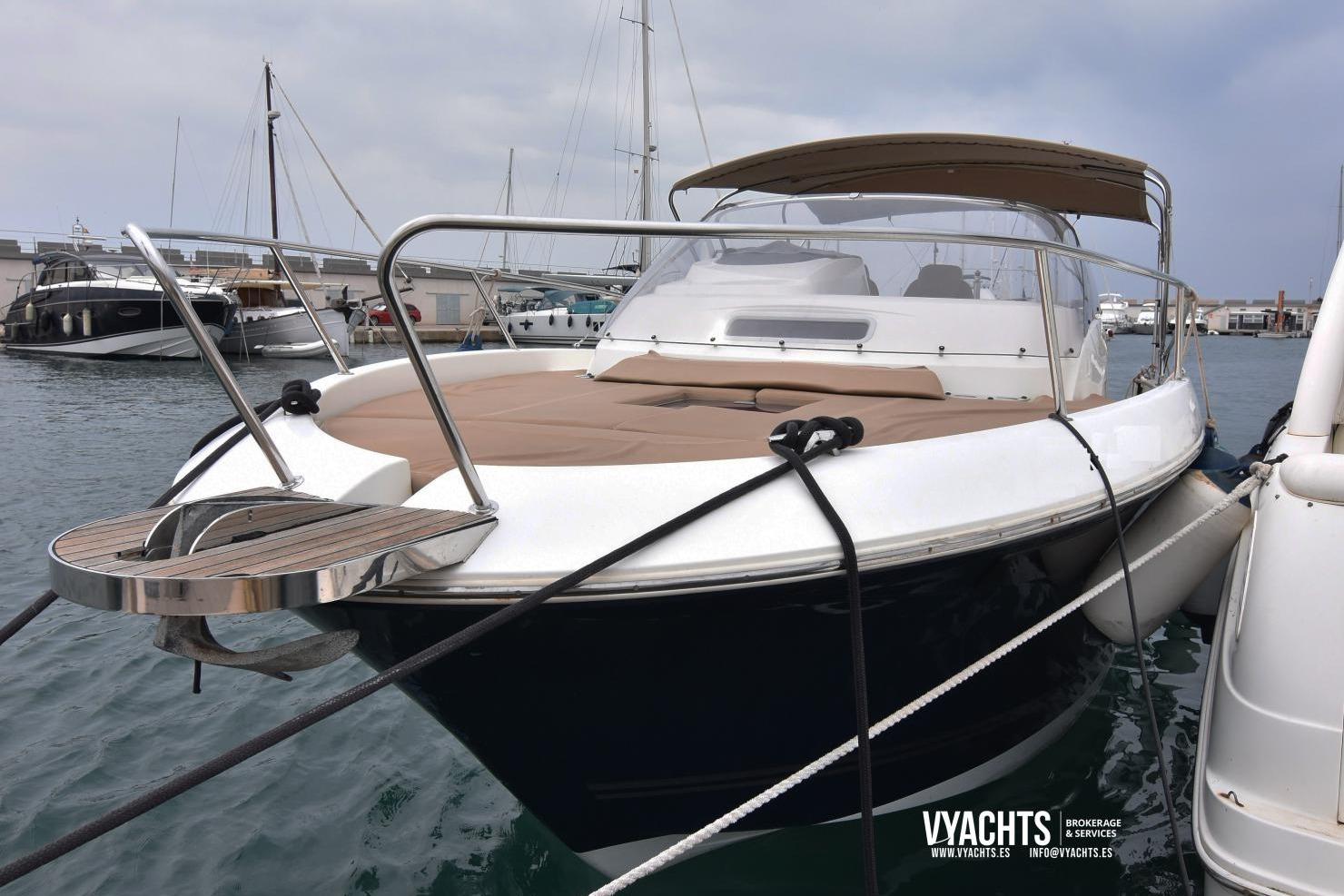 2011 Jeanneau Cap Camarat 8.5 WA