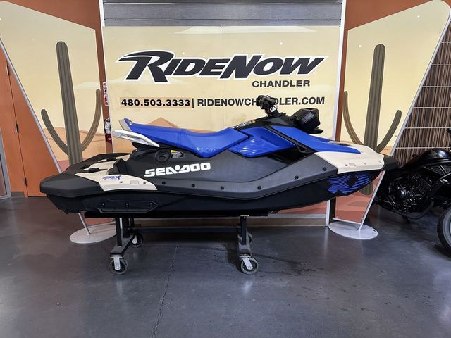 Sea-Doo Spark Trixx For 3 Rotax 900 ACE - 90 Ibr A