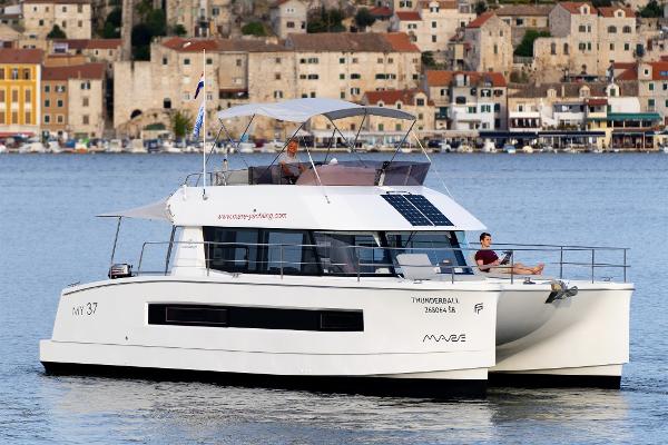 2020 Fountaine Pajot MY 37