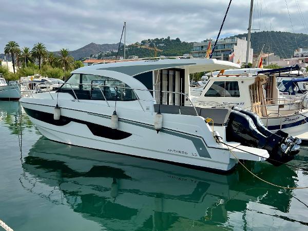 2021 Beneteau Antares 11 OB