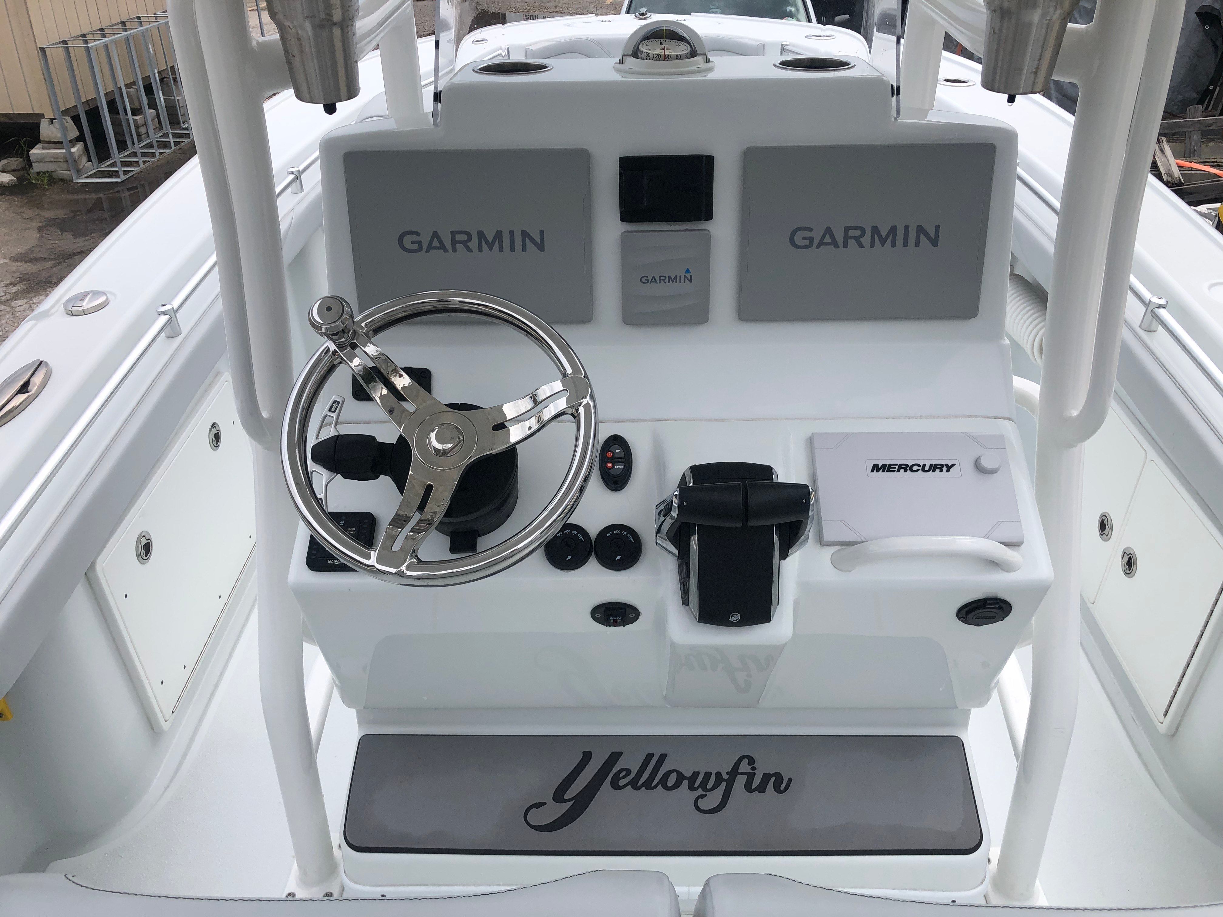 2023 Yellowfin 26 Hybrid