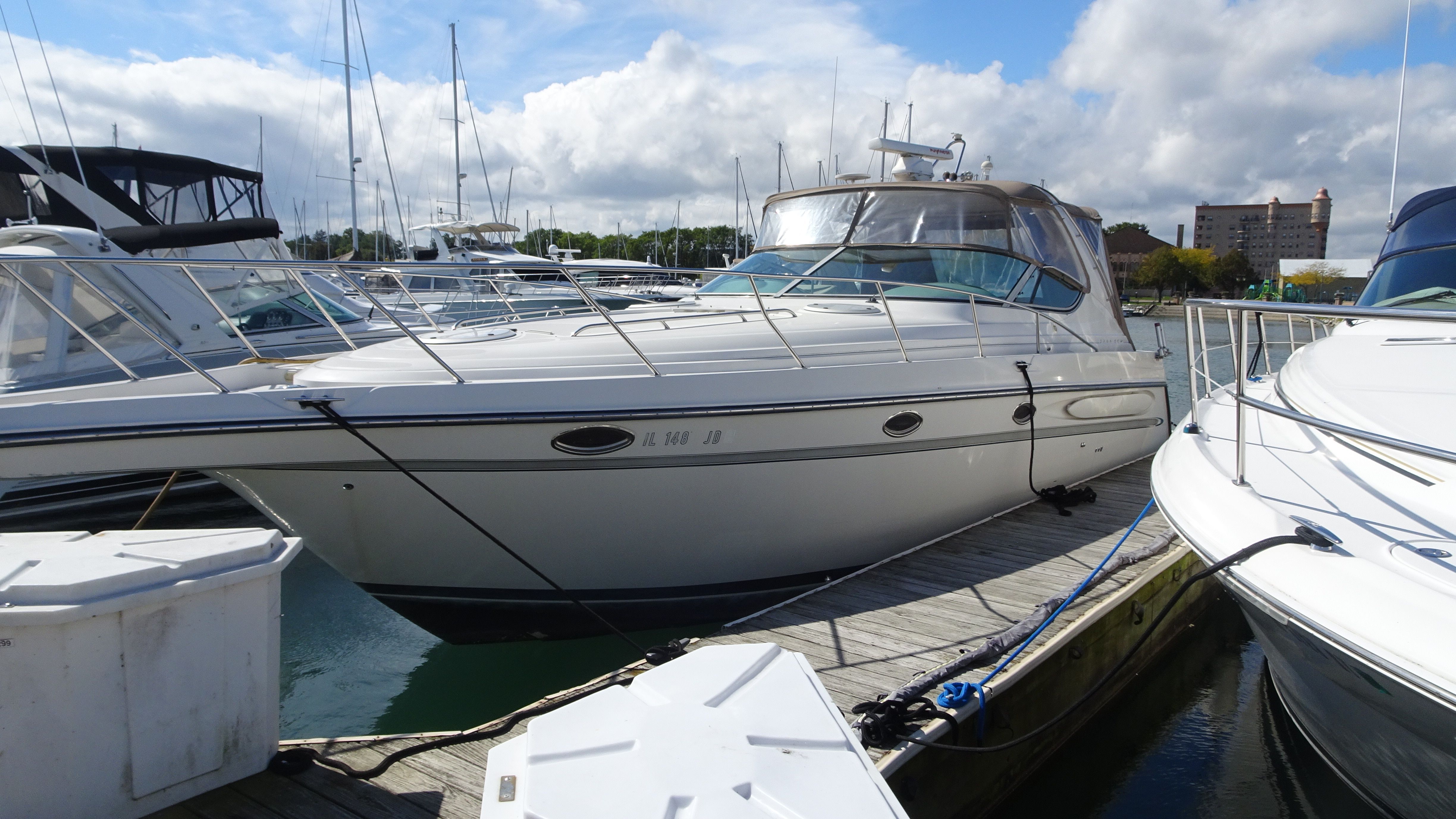 1998 Maxum 3700 SCR
