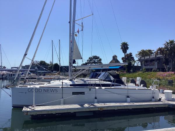 2021 Jeanneau 349