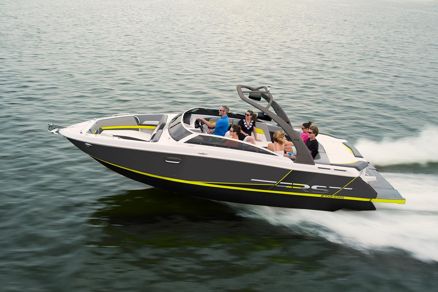 Four Winns Boat image