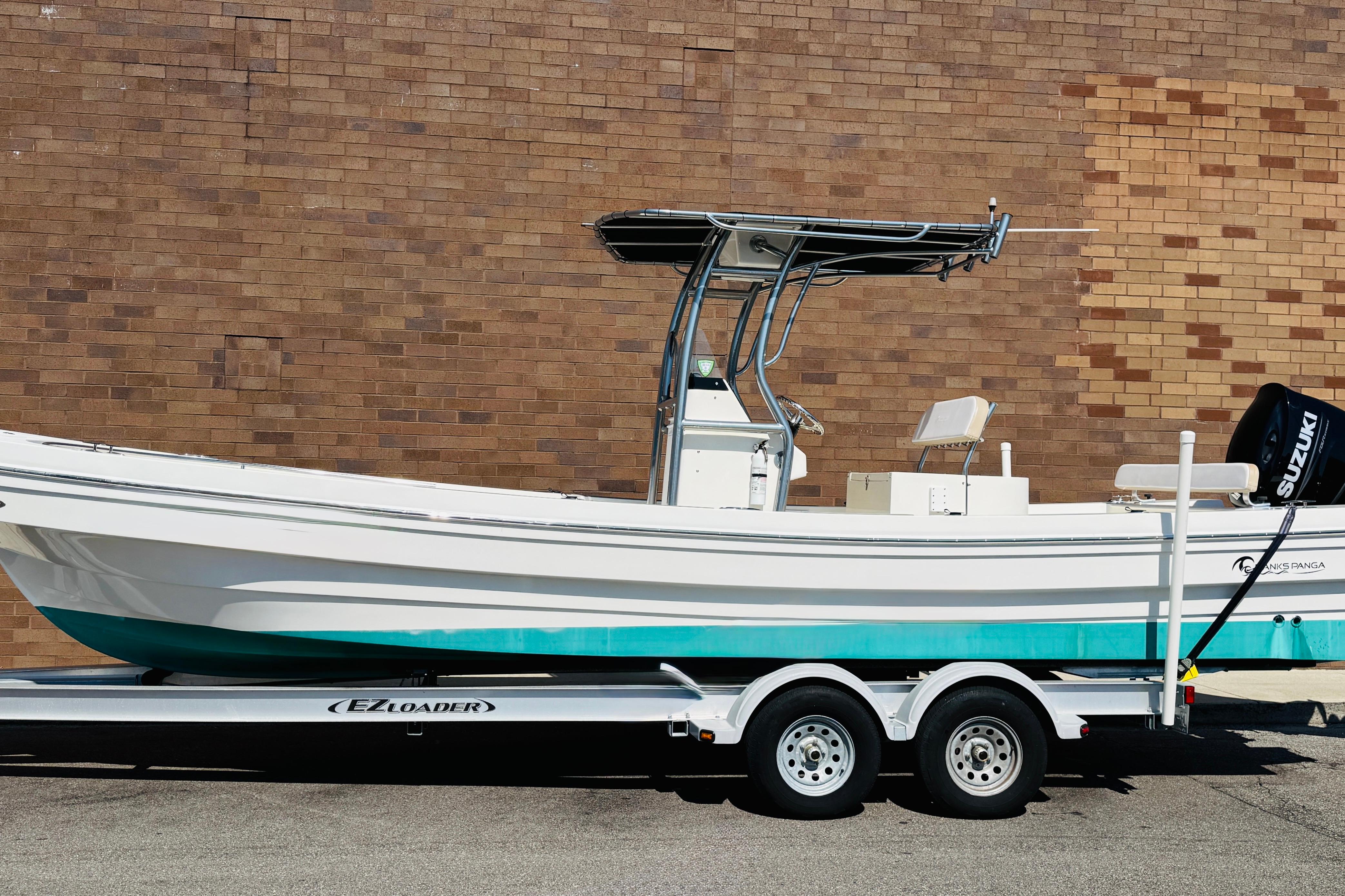 2023 Banks Panga 23 Center Console