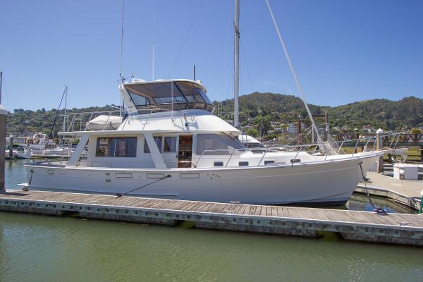 1992 Offshore Yachts Sedan