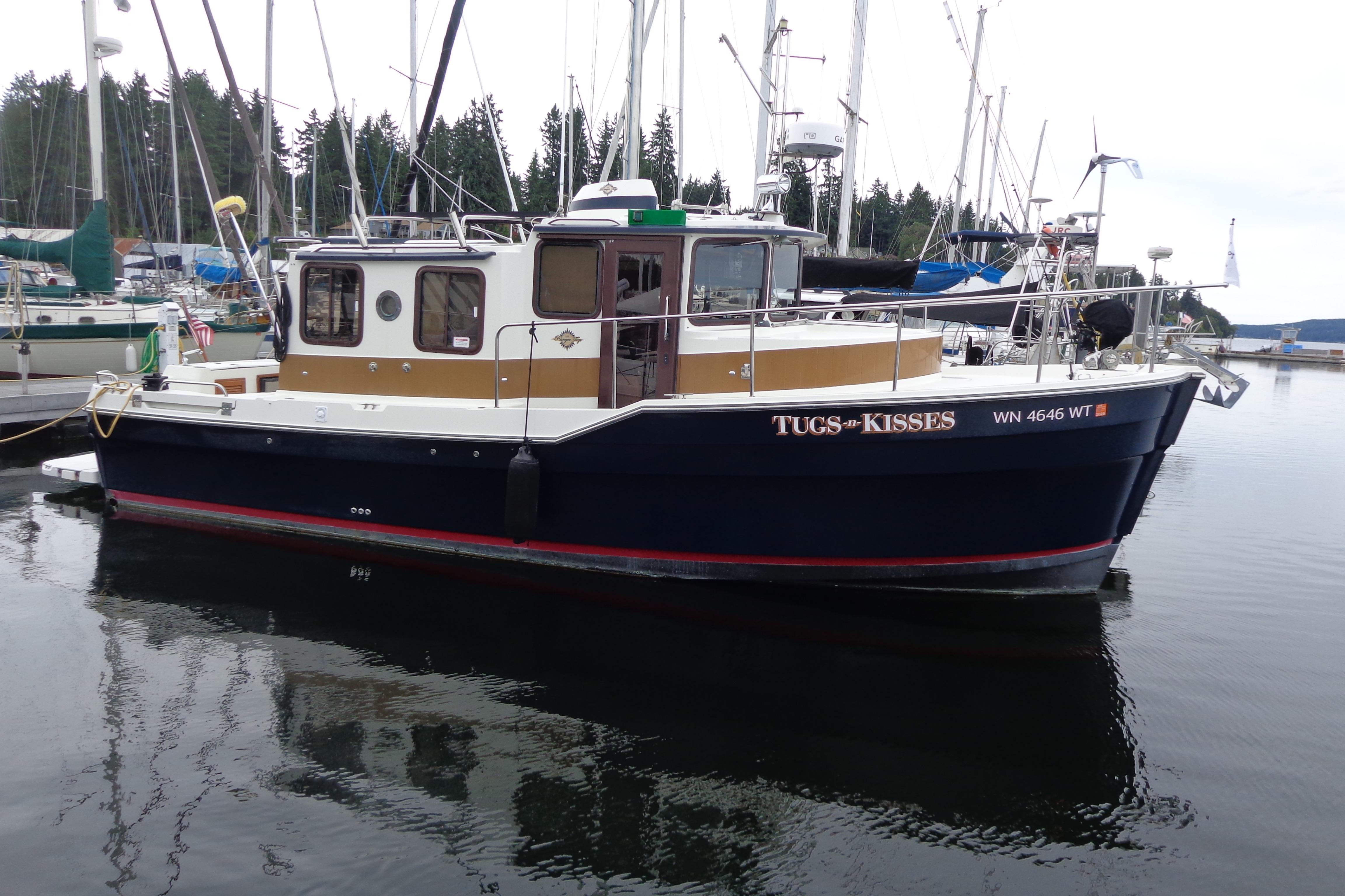 2011 Ranger Tugs R-29 Classic with trailer