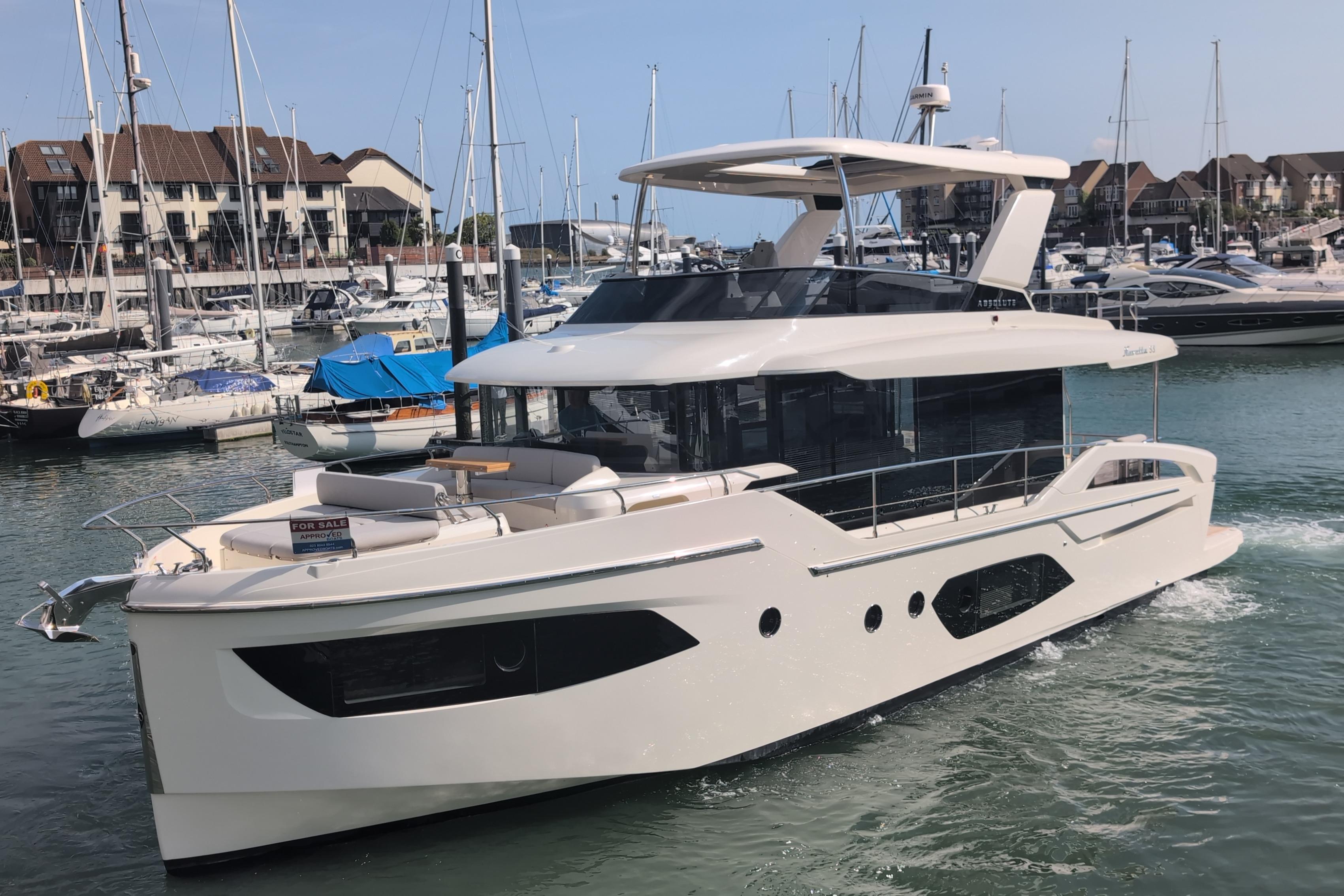 2025 Absolute Navetta 53