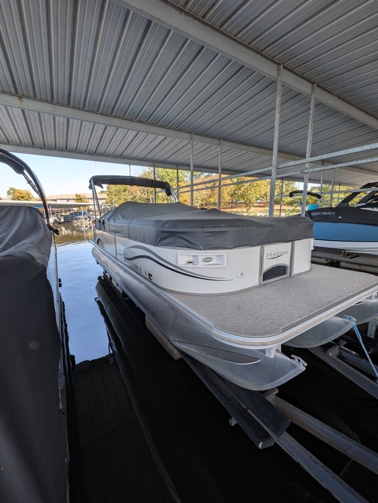 2006 Starcraft Majestic 256 RE CR