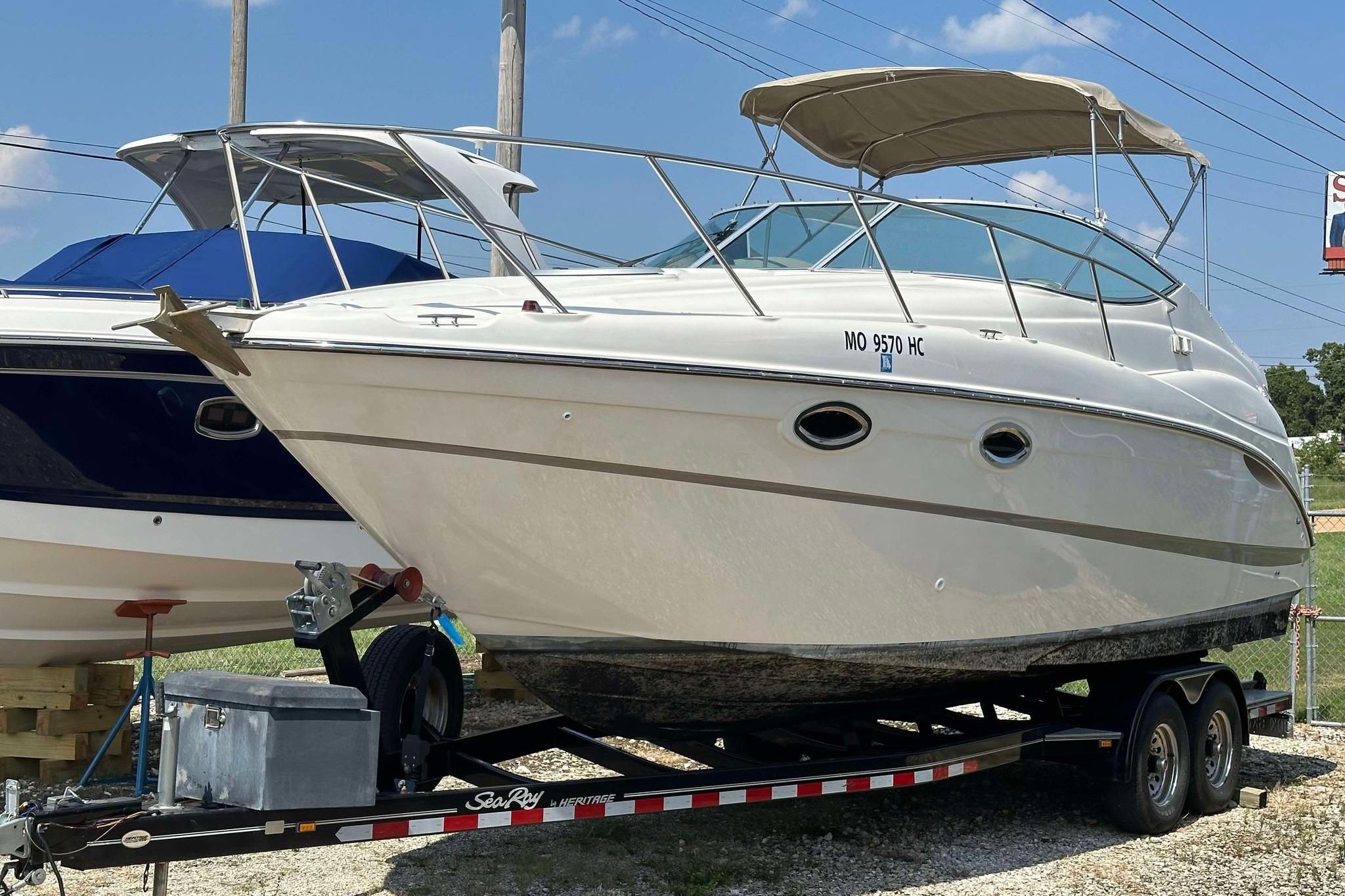 2000 Maxum 2700 SCR