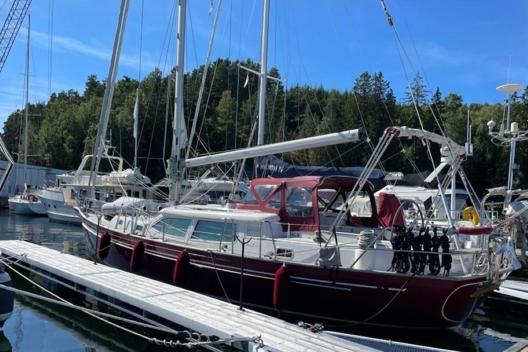 1999 Fantasi 44 Pilot House