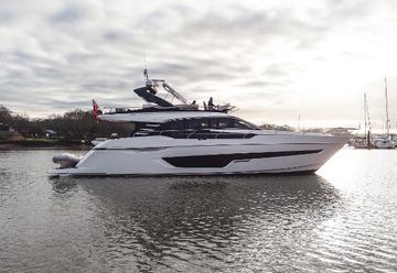 2020 Fairline Squadron 68