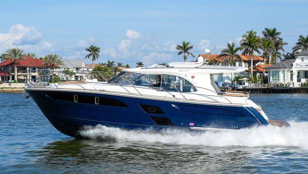 2025 Marex 360 Cabriolet Cruiser