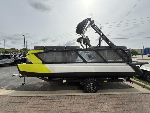Sea-Doo Switch™ Cruise 21 - 230 Hp Painted