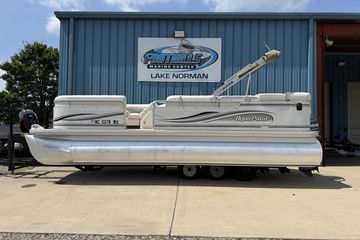 2002 Godfrey AP220RS