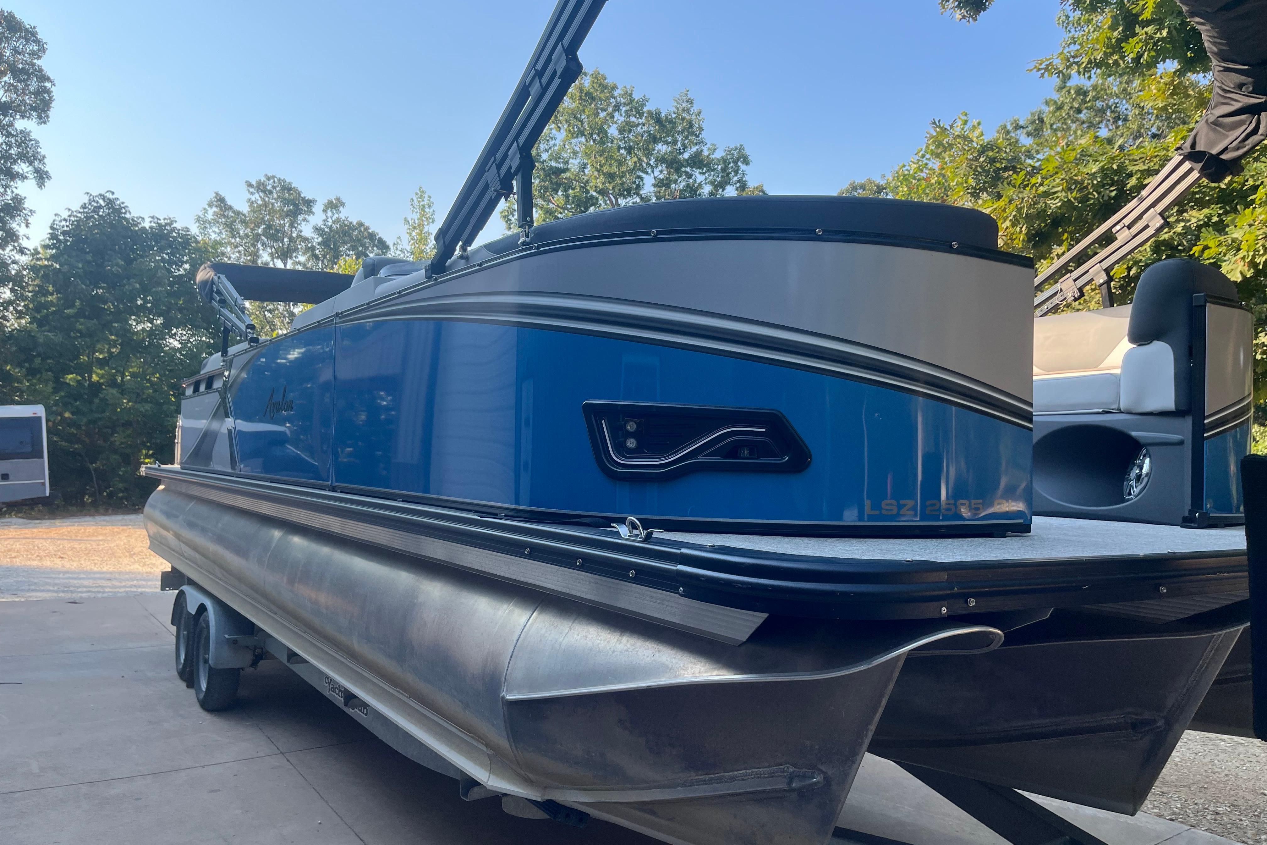 2023 Avalon LSZ 2585 QL