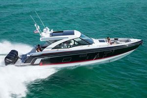 Formula 430 Super Sport Crossover Manufacturer Provided Image