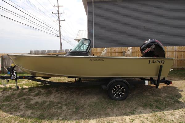 2025 Lund 2075 Alaskan Sport