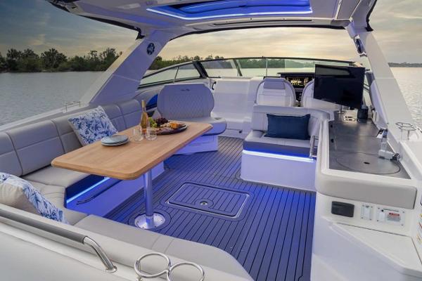2018 Sea Ray SLX 400