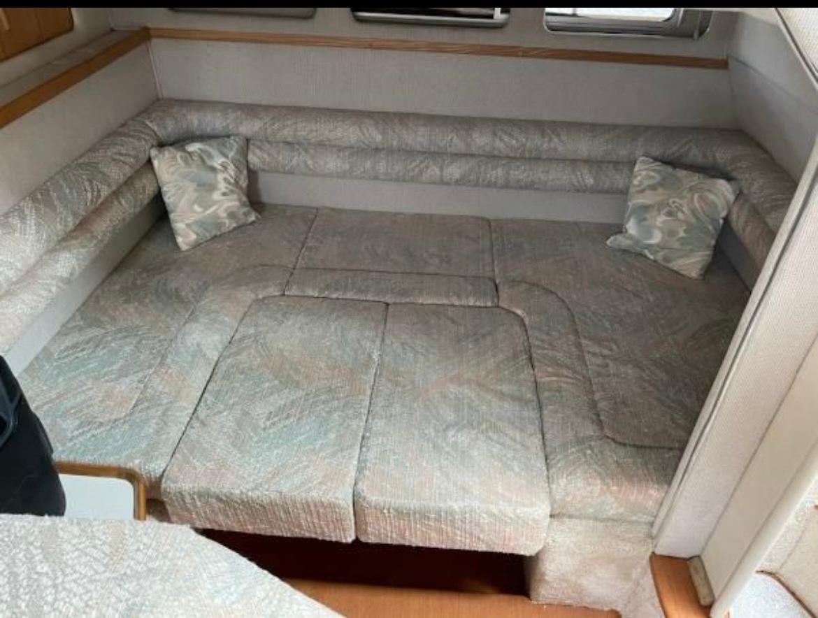 1993 Sea Ray 330 Sundancer