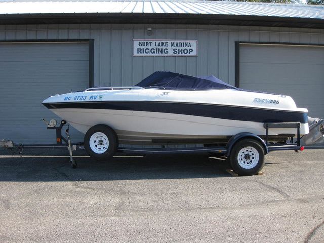 1999 Four Winns 180 HORIZON I/O 4.3L V6 190HP W/ TRAILER