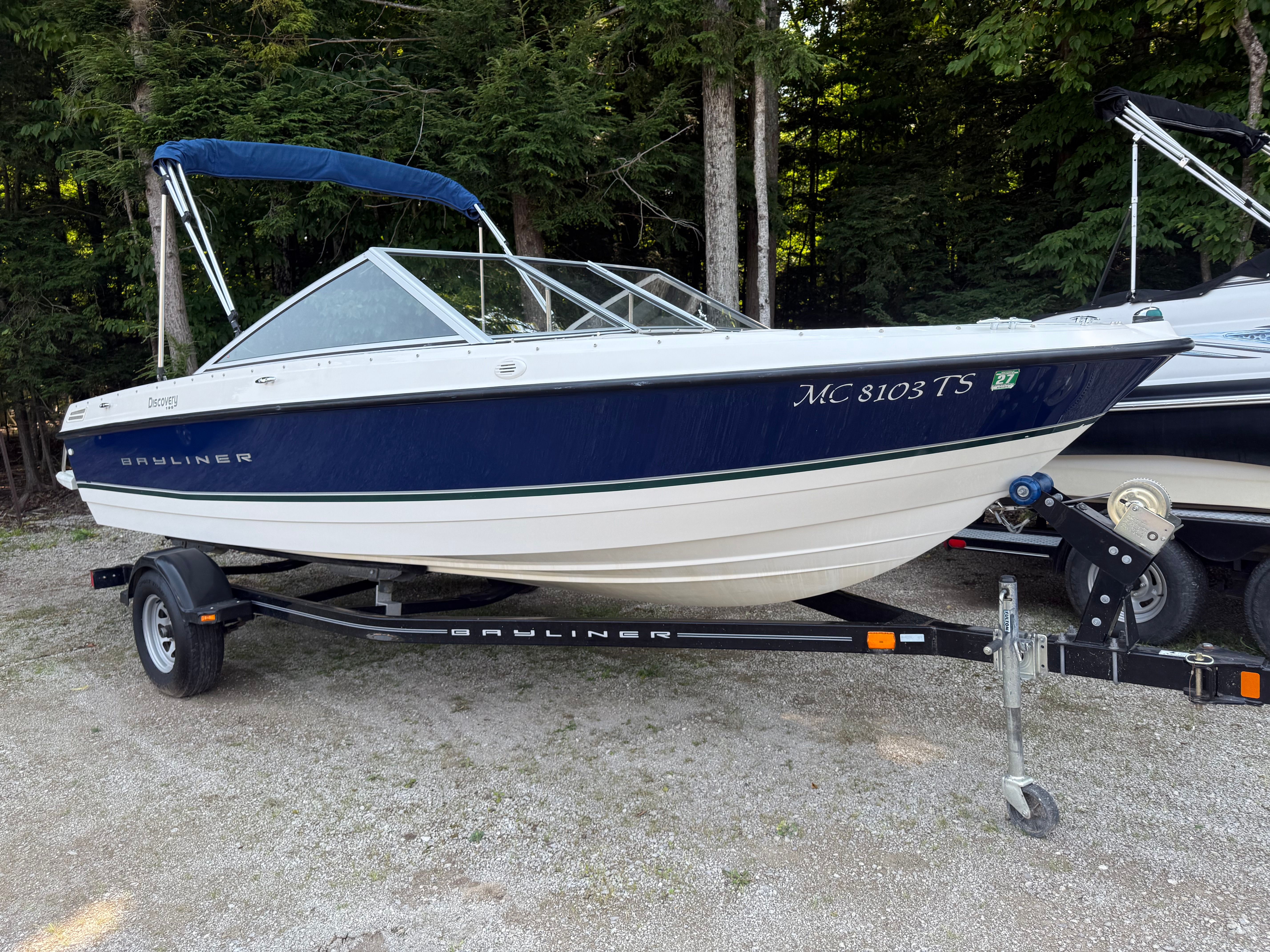 2012 Bayliner 195 Discovery