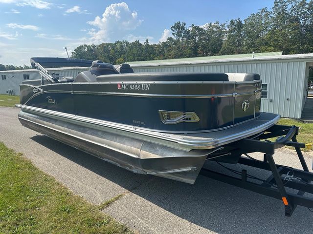 2021 Tahoe 2585 CASCADE QUAD LOUNGER