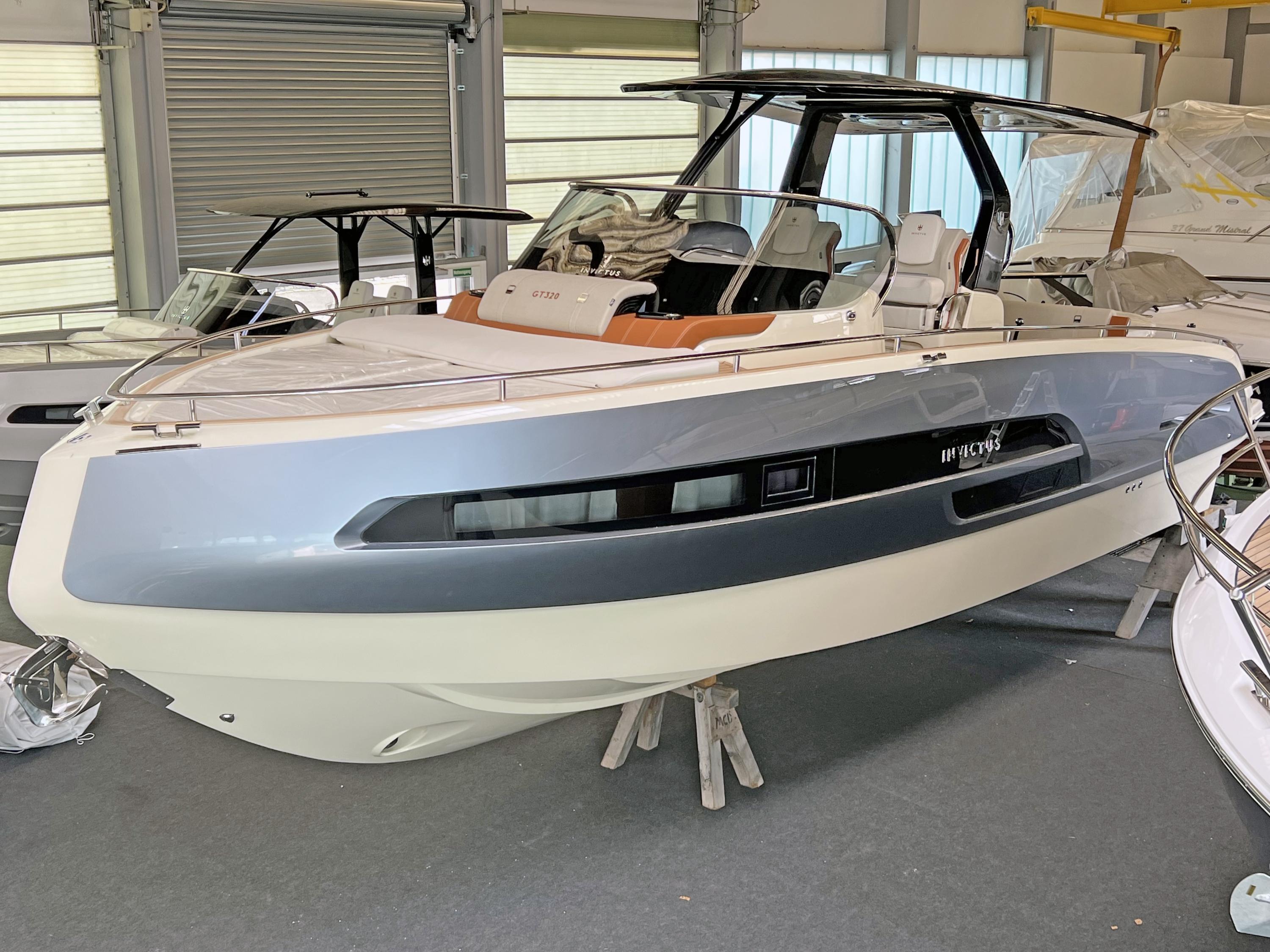 Invictus Gt 320 boats for sale boats