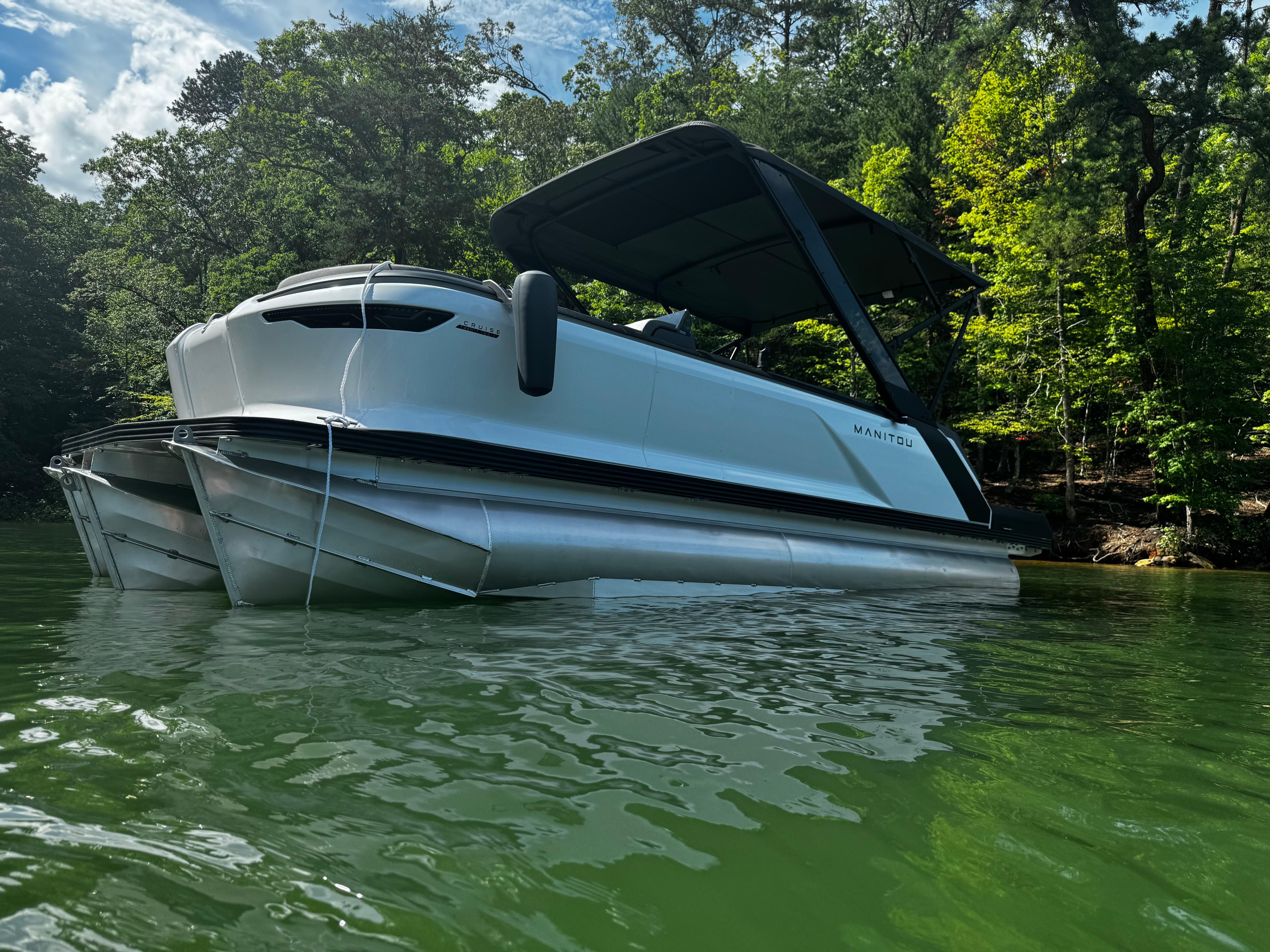 2024 Manitou Cruise