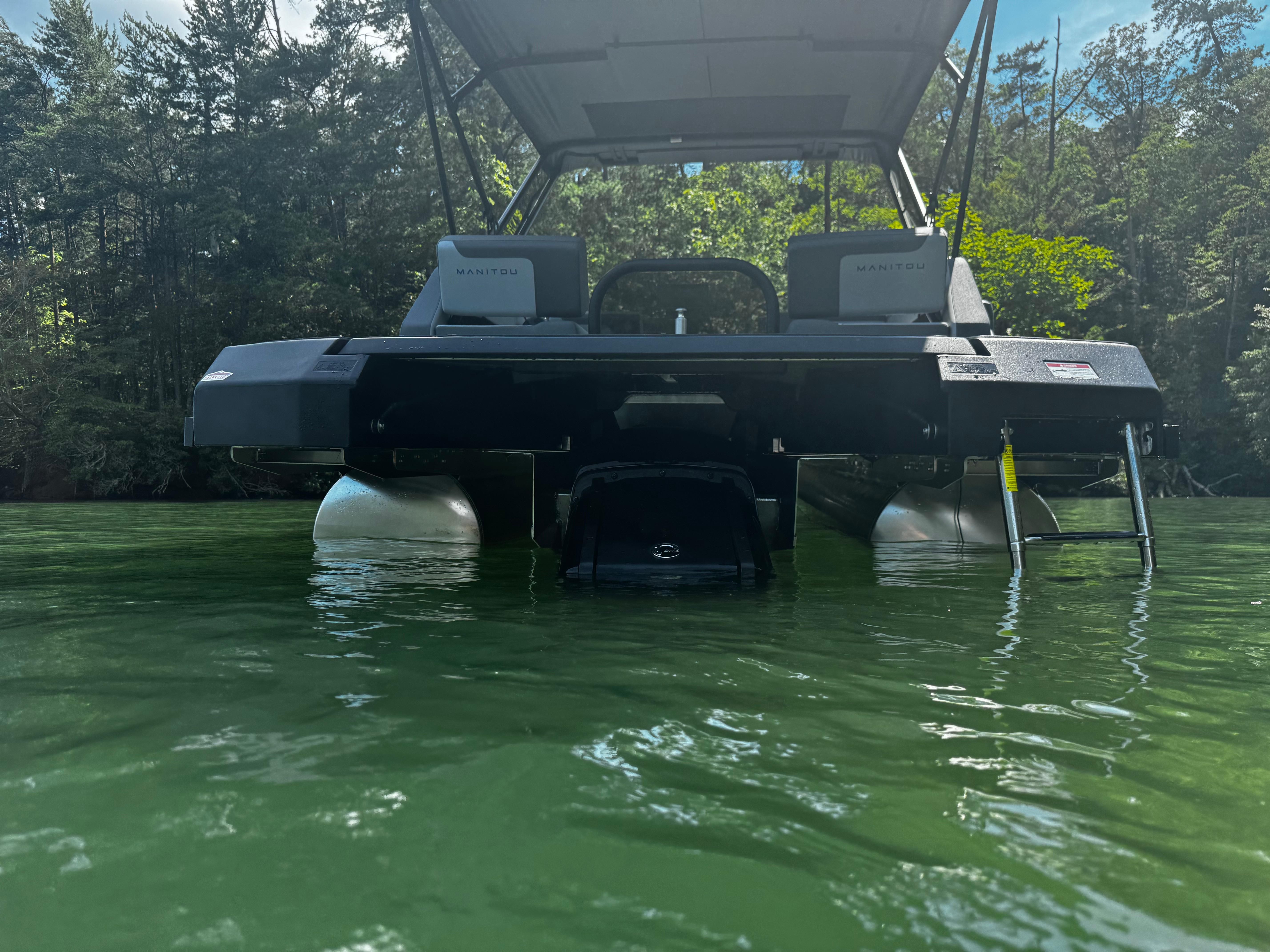2024 Manitou Cruise